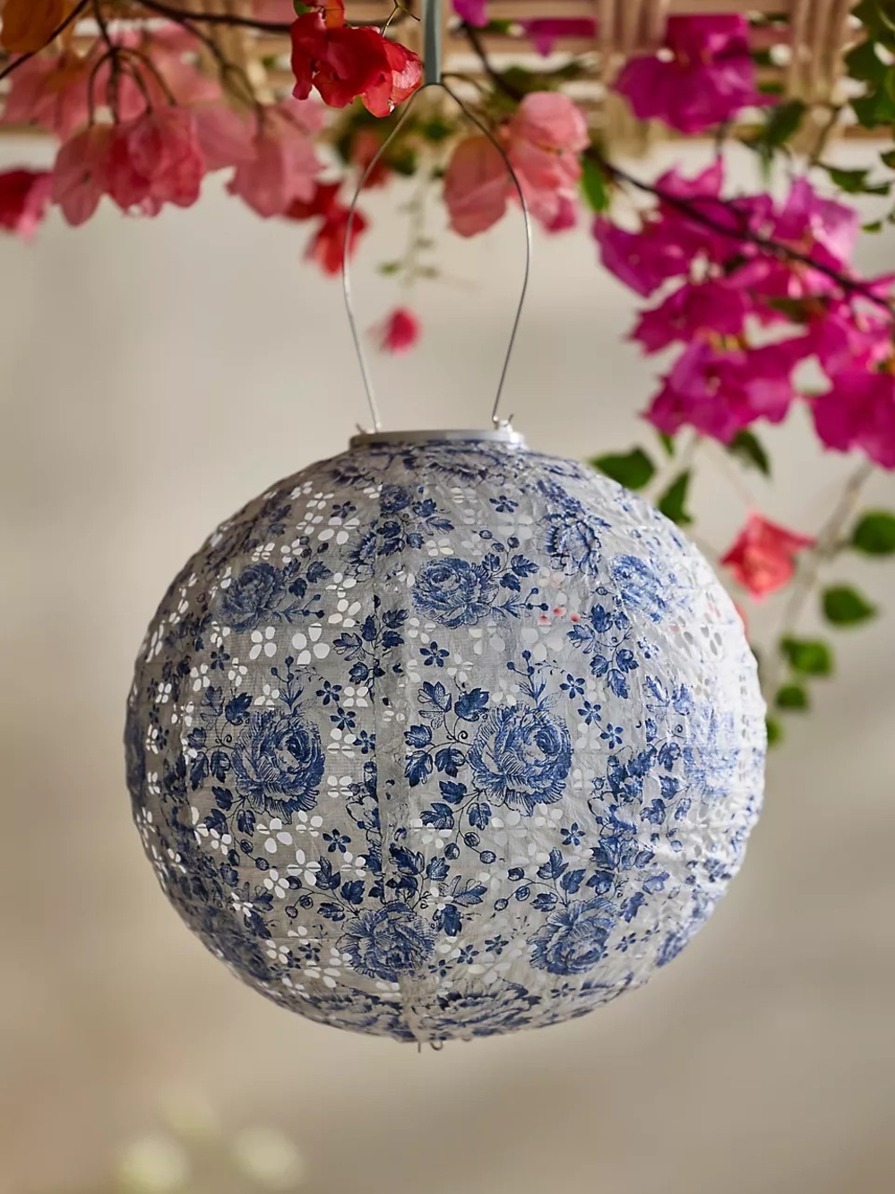 ANTHRO TERRAIN delft solar lantern